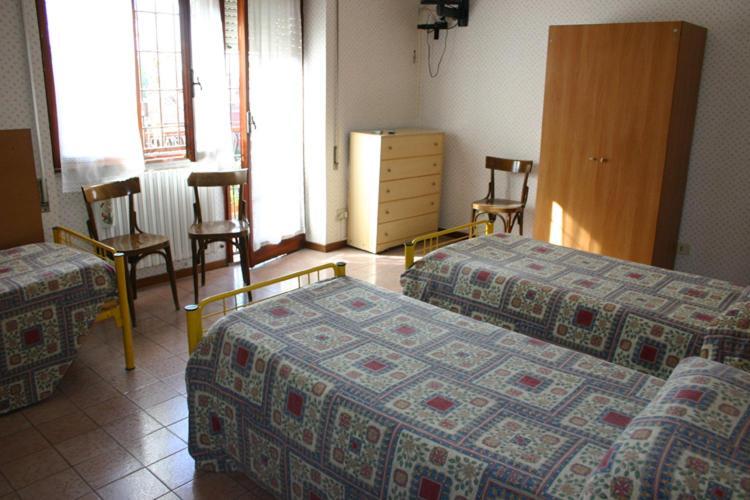 Albergo Anna Ciampino Extérieur photo
